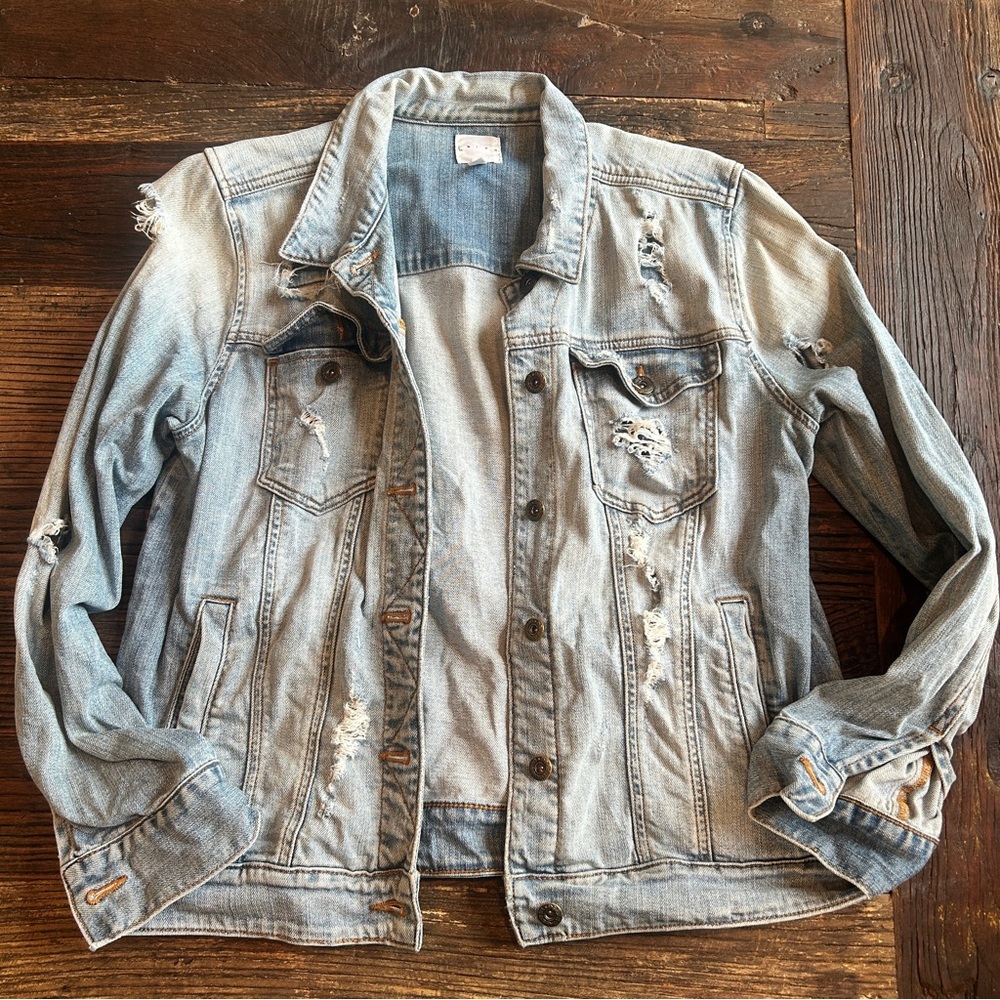 Leith | Distressed Light Denim Jacket